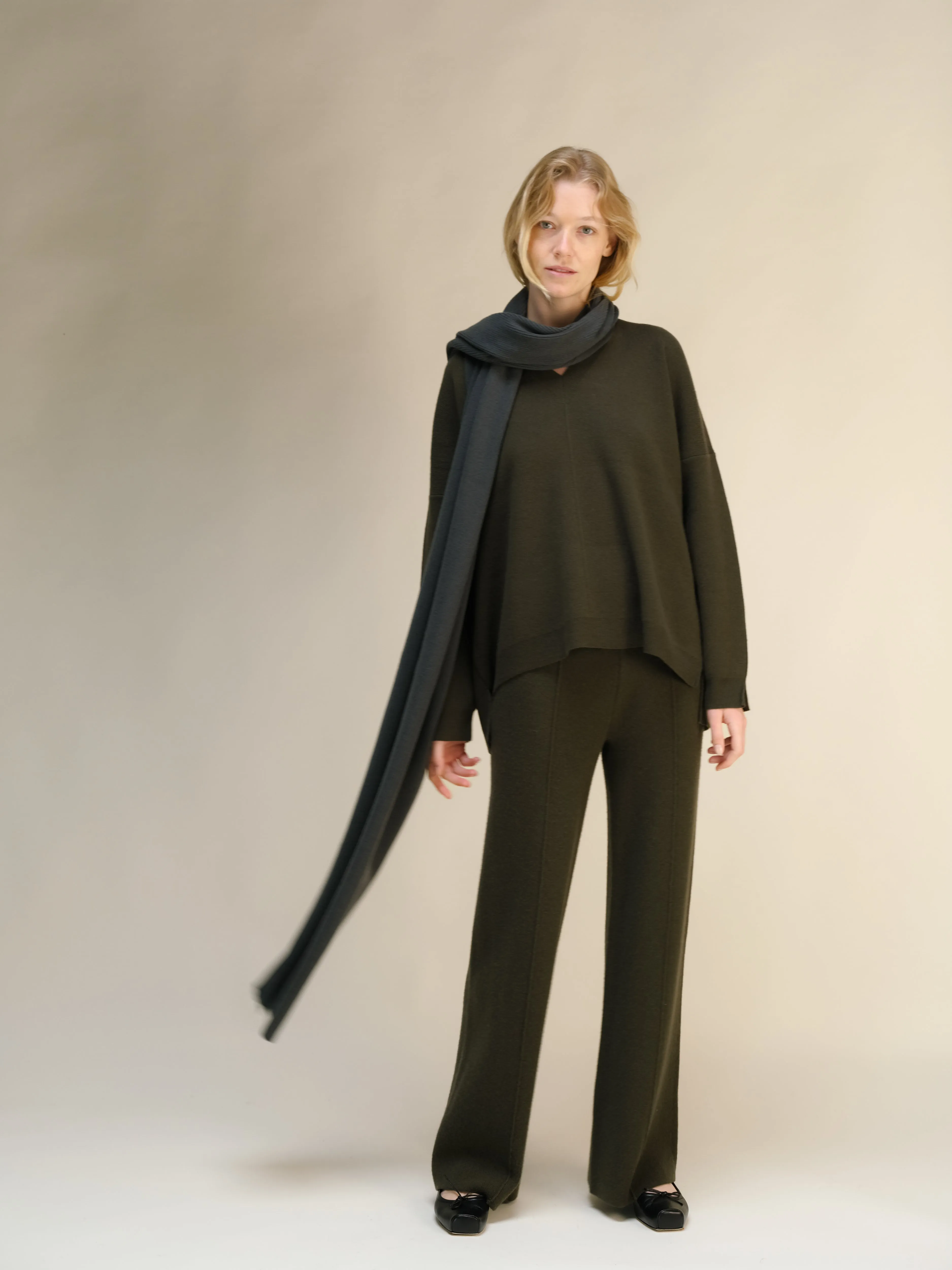 100% Pure Cashmere Maxi Scarf / Blanket