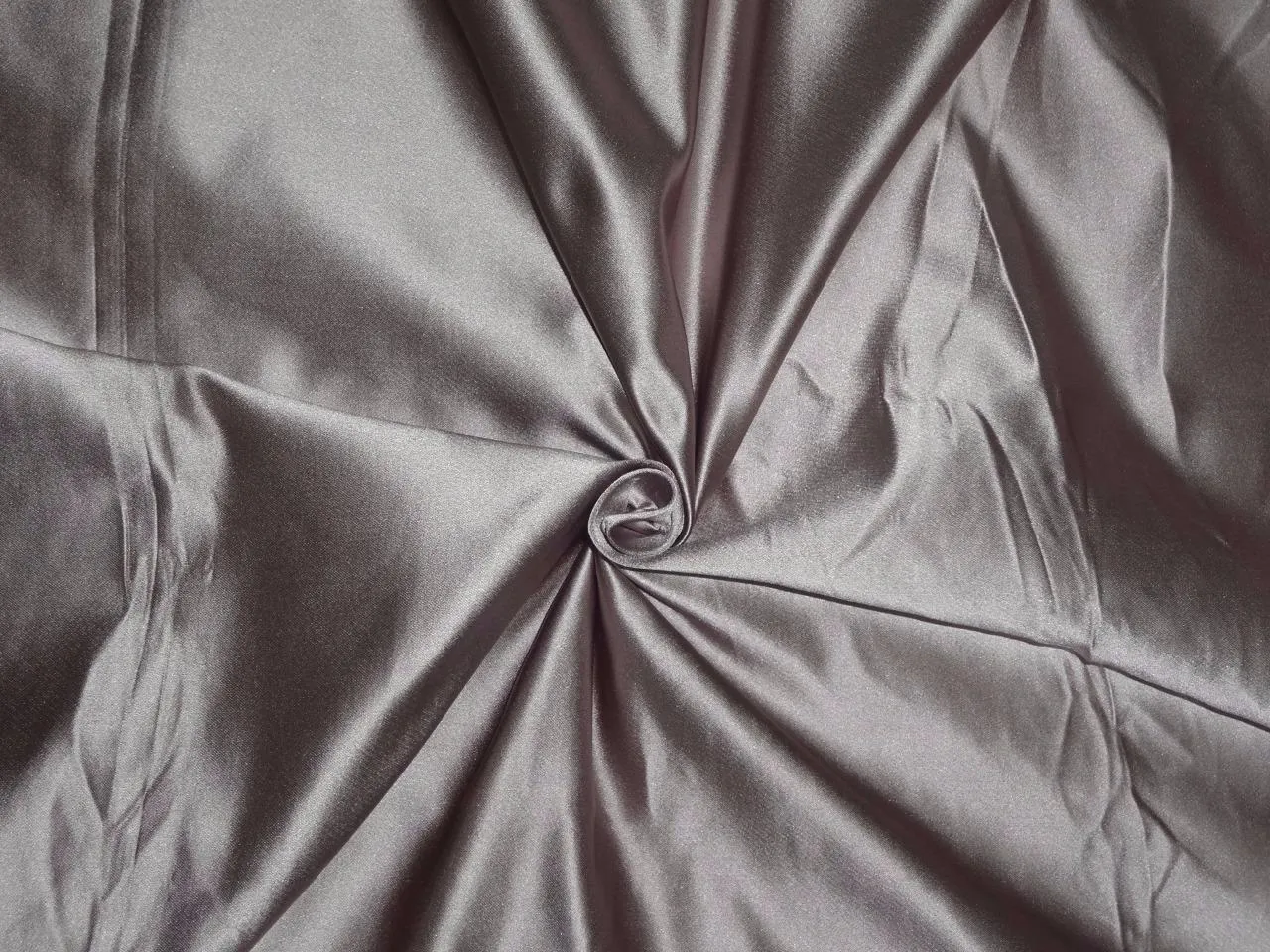 SILK DUTCHESS BROWNISH MAUVE X MAUVE 54&quot;INCHES