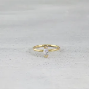 Vertical marquise solitaire Ring - 14K/ 18K Gold