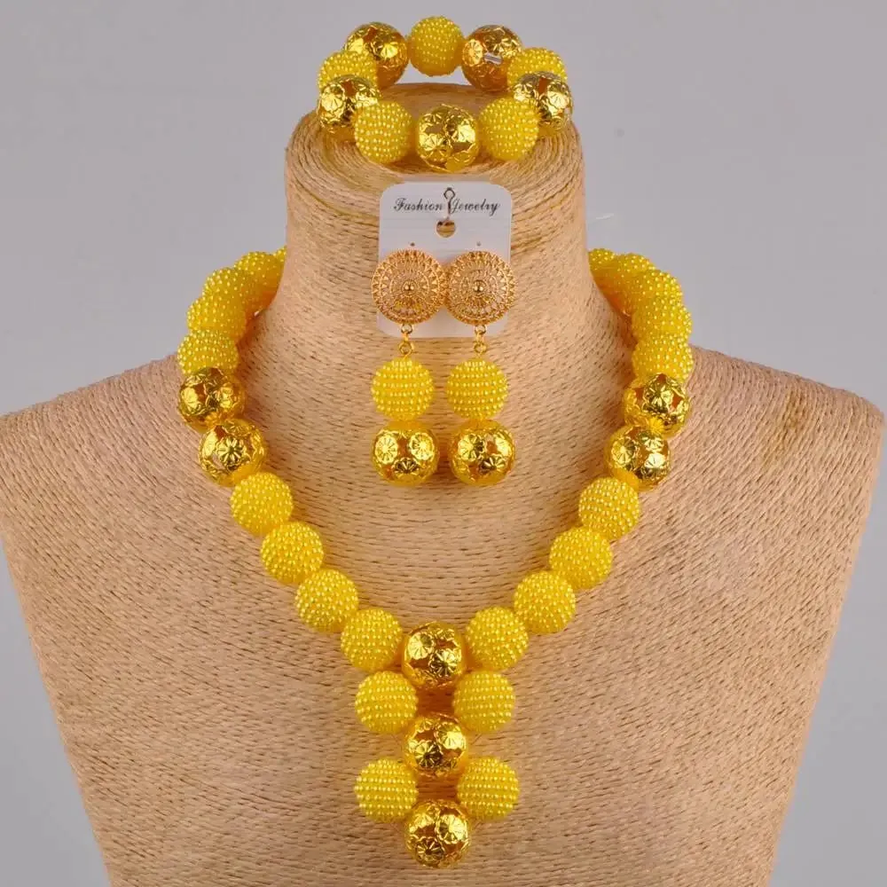 White Women Necklace Costume African Beads Jewelry Set