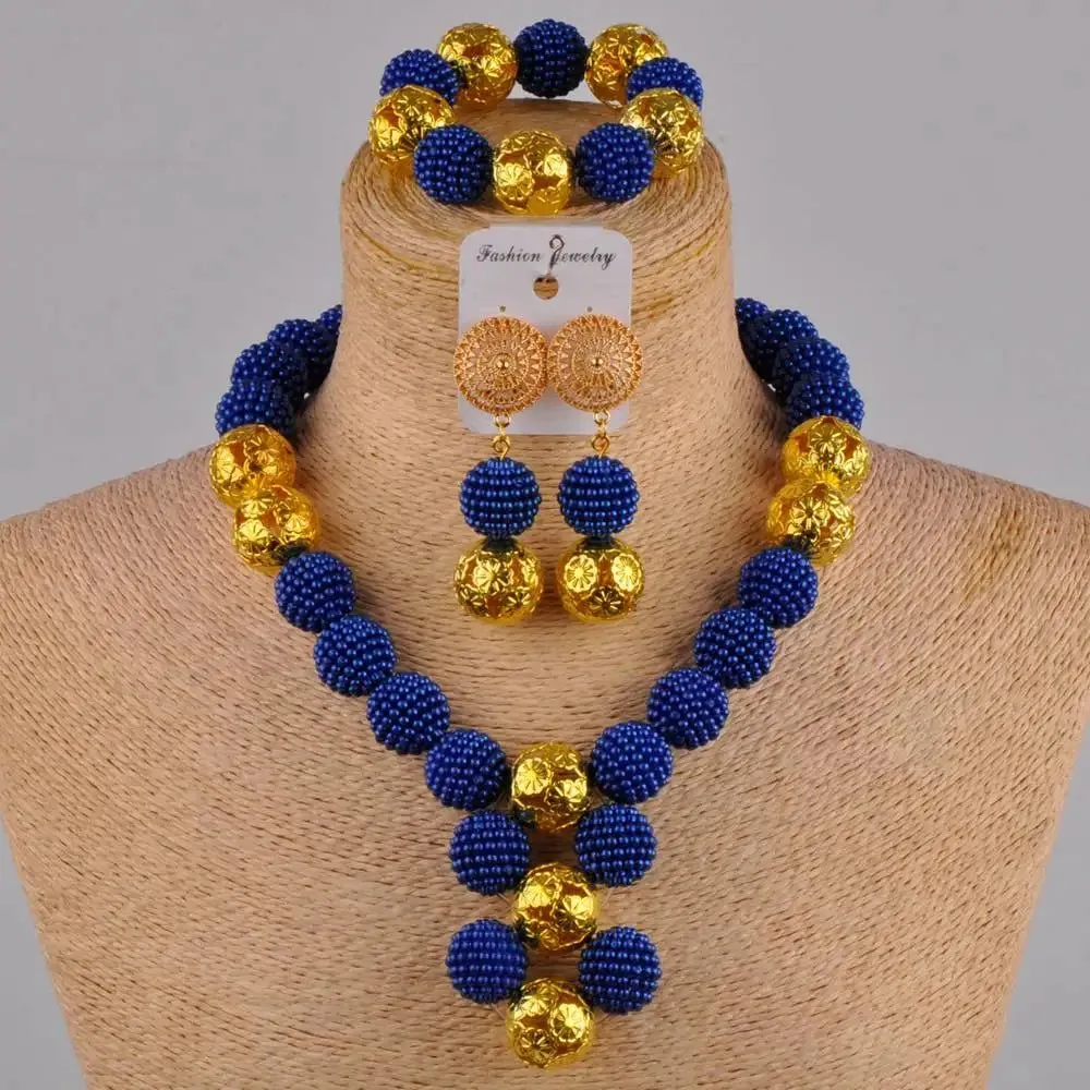 White Women Necklace Costume African Beads Jewelry Set